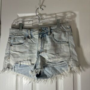 american eagle low waist denim shorts. perfect condition lightly worn